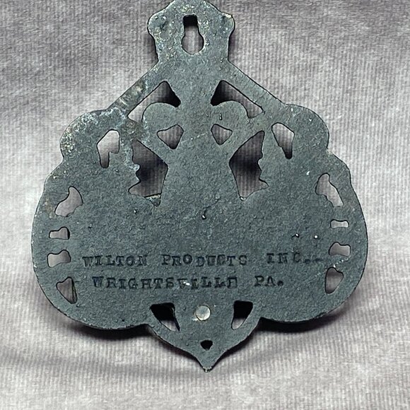 Vintage Hand-Painted Cast Iron Match Holder By Wilton Products Inc. - Picture 6 of 8